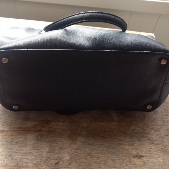 Kate Spade purse - Picture 4 of 5